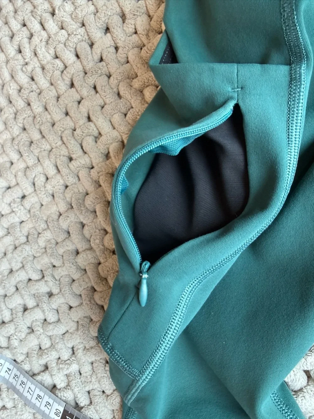 Athleta | Women’s All In Zippered Pocket 7/8 Leggings Teal | Small